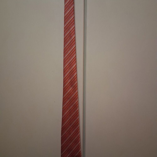 Tie used red