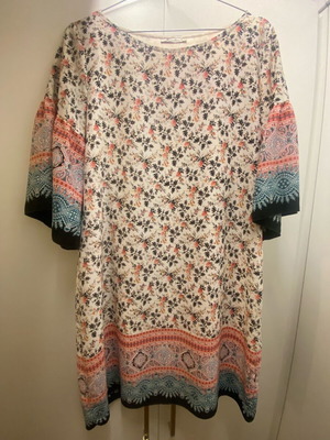 Regallinas dress one size colorful like new