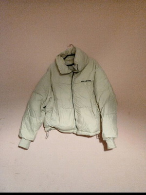 Puffer μπουφάν Bershka μεταχειρισμένο, κρεμ/μπεζ, small