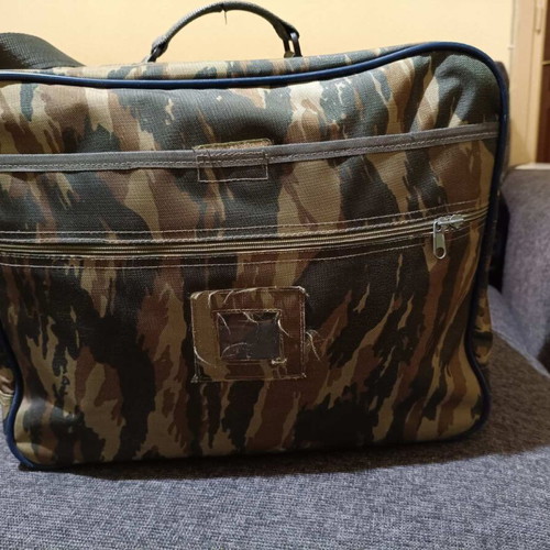 Camouflage bag used, suitable for travel or work, brown and green