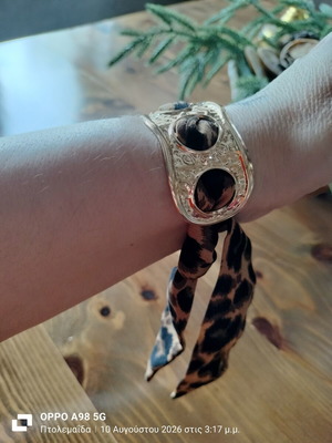 Bracelet handcuff with leopard ribbon new