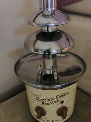 Σιντριβάνι σοκολάτας μεταχειρισμένο σε άριστη κατάσταση