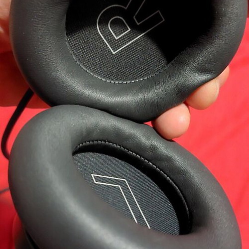 Bang & Olufsen Beoplay headphones for airplane use