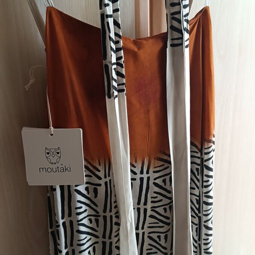 Moutaki dress new, versatile style with belt or loose