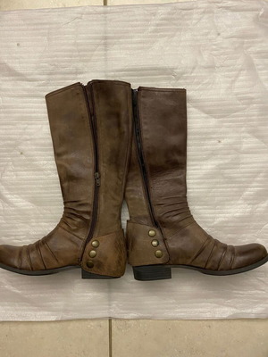 DELTA vintage-style genuine leather women's boots, brown, size 36