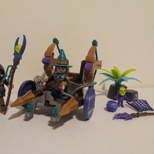 Playmobil 70748 Novelmore Monster Hunter Wagon like new