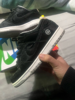 Nike Dunk SB Bearbrick size 40 like new with box