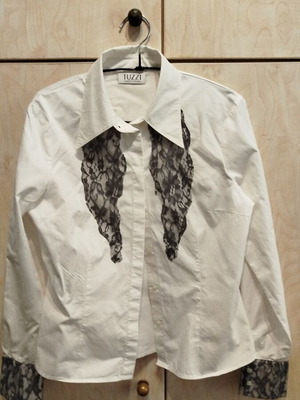 Tuzzi women's white shirt with grey lace small-medium, like new