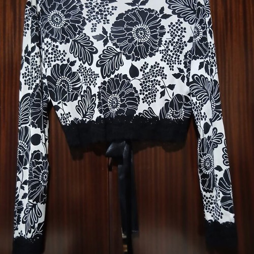 Unique vintage Y2K cropped bolero with satin bow and lace, black and white floral