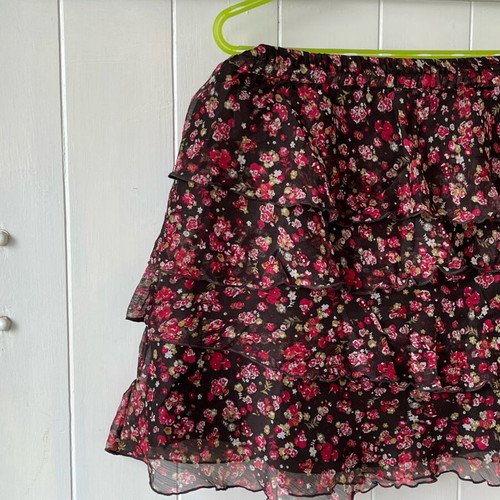 Boho floral skirt used, La Redoute Collections, black and pink