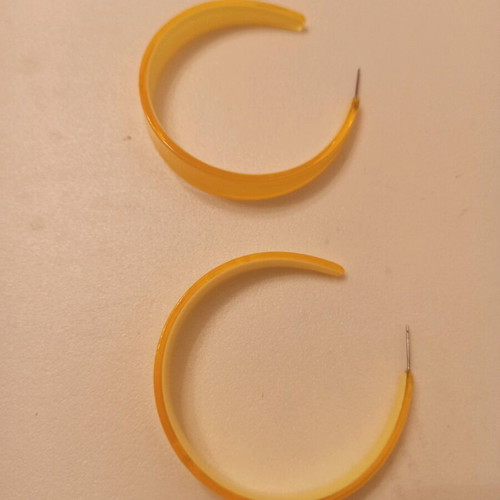 Yellow unique earrings new