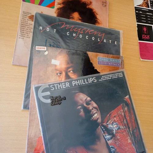 Vinyl records used, pack of 4, foreign black music repertoire