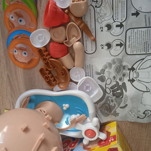 Mr. Pop board game like new, missing one eye
