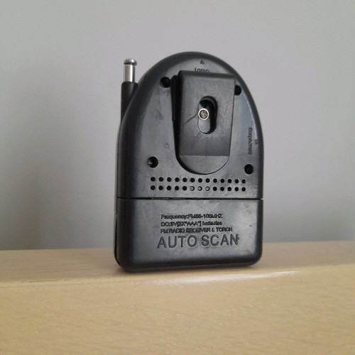 Mini radio like new