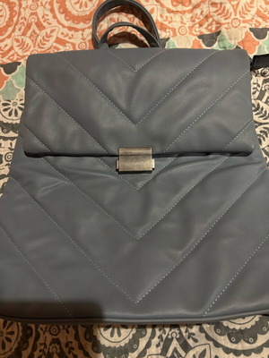 Pak Pak bag like new