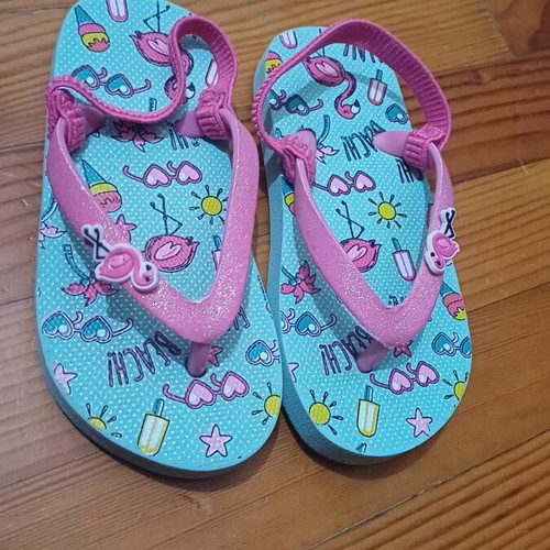 Pantoflakia size 22 new, unworn