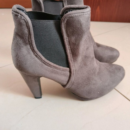 Castor ankle boots grey with side elastic heel 10cm size 36