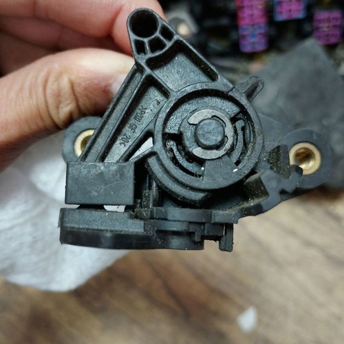 Rear trunk lock for Citroën C1, Peugeot 107, Toyota Aygo, 8726R6