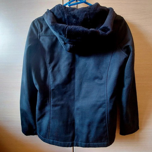 ZeroXposur windbreaker jacket like new, black with fur lining