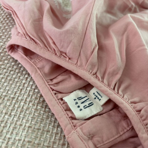 Gap pink dress like new for 4-year-old girl