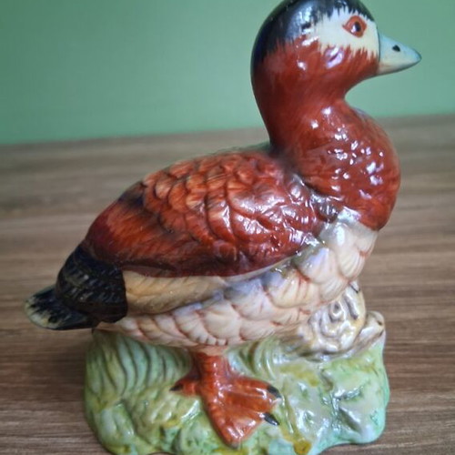 Vintage porcelain duck figure like new, made in Taiwan