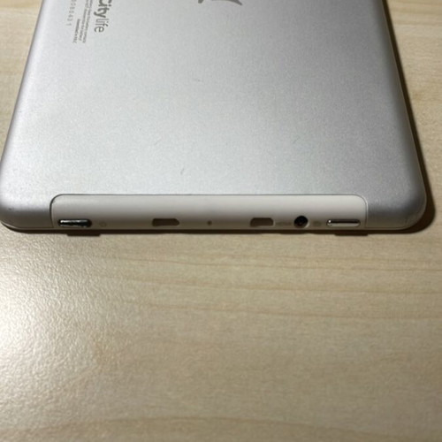AllView smartphone tablet white with Gorilla Glass and Android One