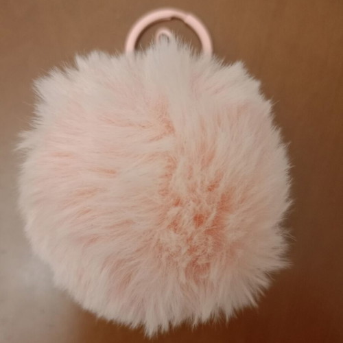 Pom-Pom Keychain pink, like new, soft and stylish accessory