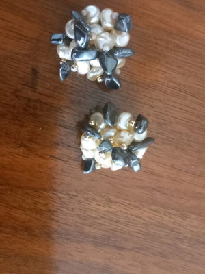 Earrings with white and black baroque pearls