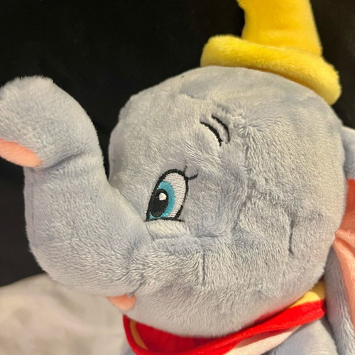 Disney Dumbo 25 cm soft plush toy new
