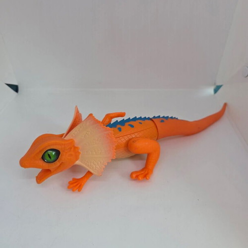 Robo Alive lizard used toy