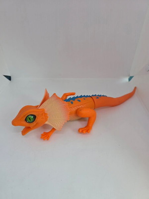 Robo Alive lizard used toy