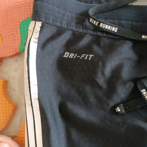 Nike leggings x large black used with wear and crotch repair