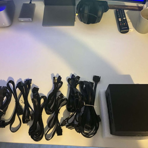 Sharkoon Rebel P20 850W like new