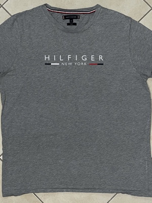 Tommy Hilfiger Slim Fit T-Shirt Grey Melange size XL like new