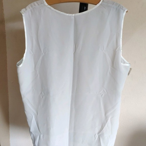 White sleeveless top Eroica new with tags, size 7