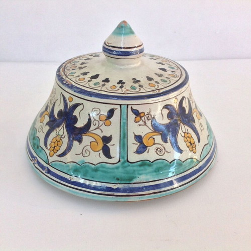 Vintage 1980 Moroccan Safi Vase Igolall/Dmani Handmade with Wooden Base