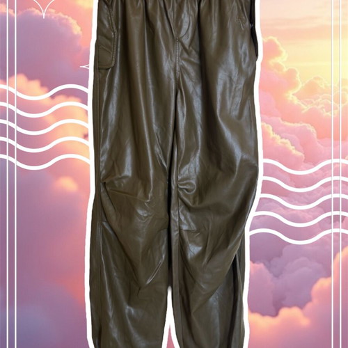 Bershka leather-look pants like new, parachute style, size S