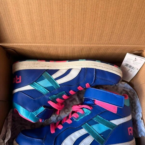 Reebok Retro Athletic Sneakers like new, size 38.5, multicolor