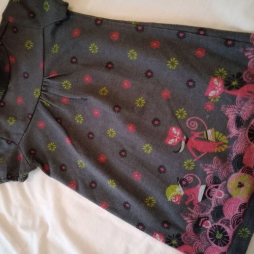 Anekke dress used for 3-year-old girl, gray pink