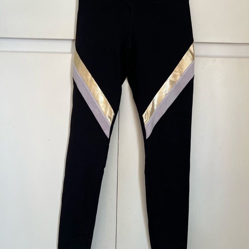 Black leggings like new with design, size M
