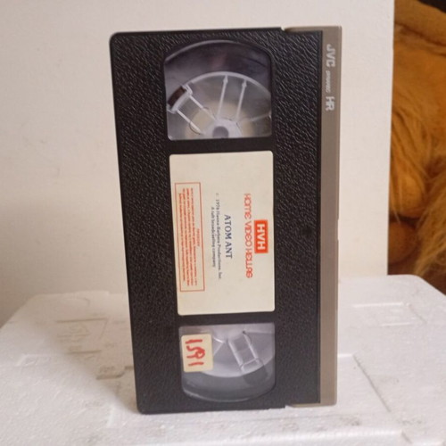 Atom Ant Hanna Barbera VHS tape like new, dubbed