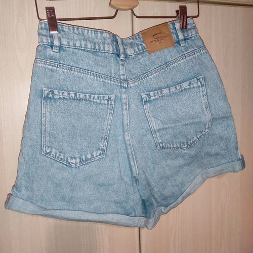 High-waisted shorts used, size 40
