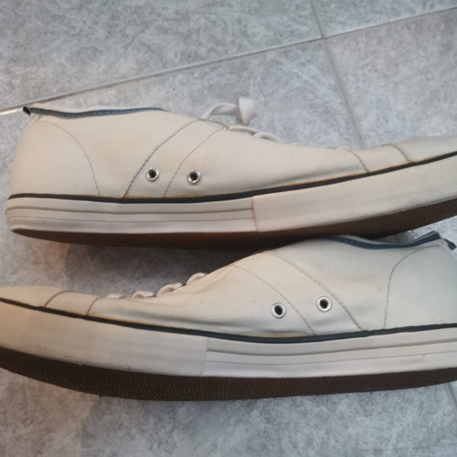 U.S. Polo Assn. fabric sneakers like new, size 45, white beige