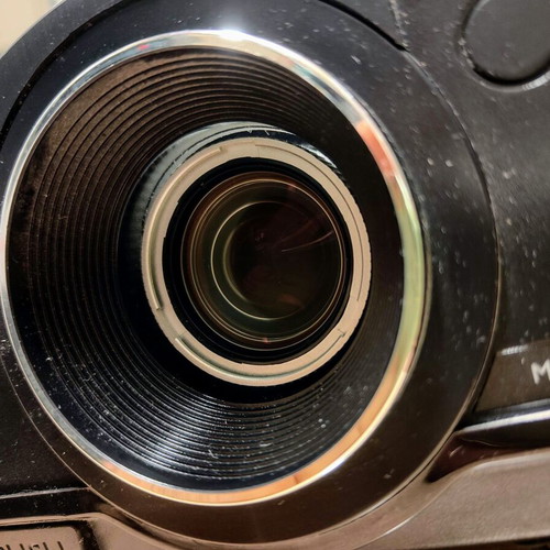 BenQ MP515 projector used with remote and new replacement lamp