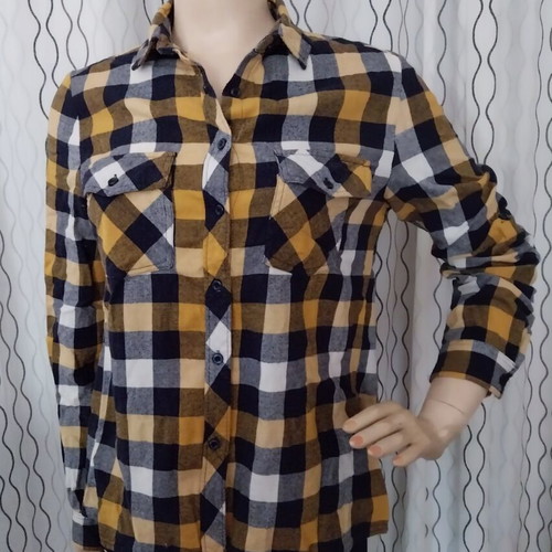 Flannel shirt multicolor, like new, sizes M and L