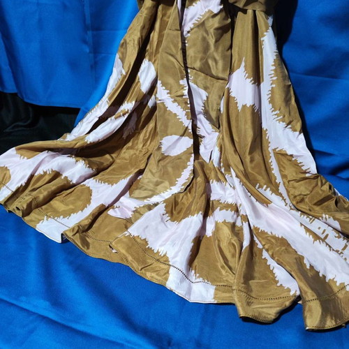 Diane Von Furstenberg dress used, silk brown with pink, size M