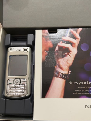 Nokia N70 new, silver