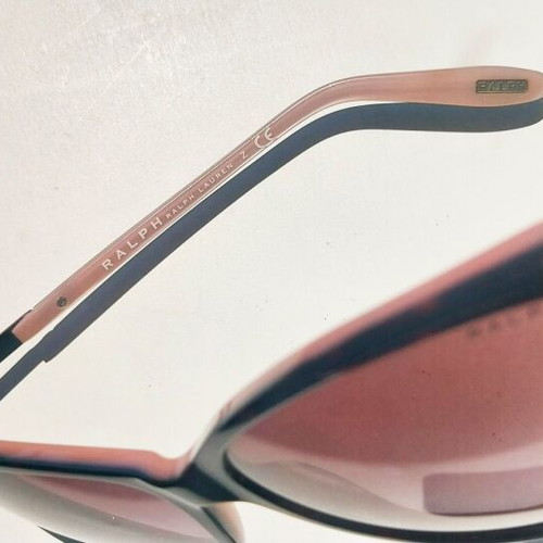 Ralph by Ralph Lauren RA5150 599/8H sunglasses like new, purple black cat eye