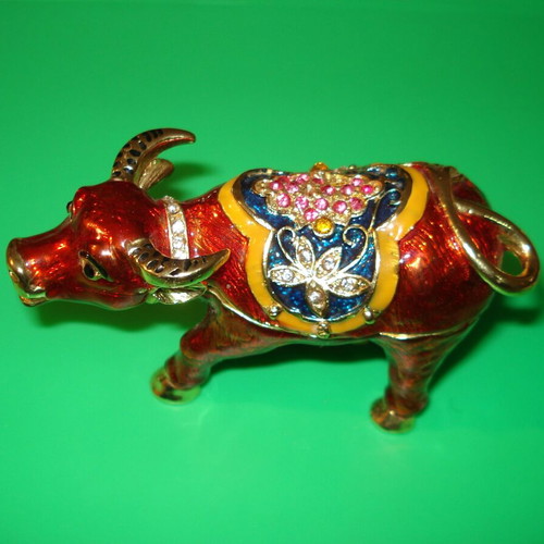 Decorative jewelry box Taurus like new