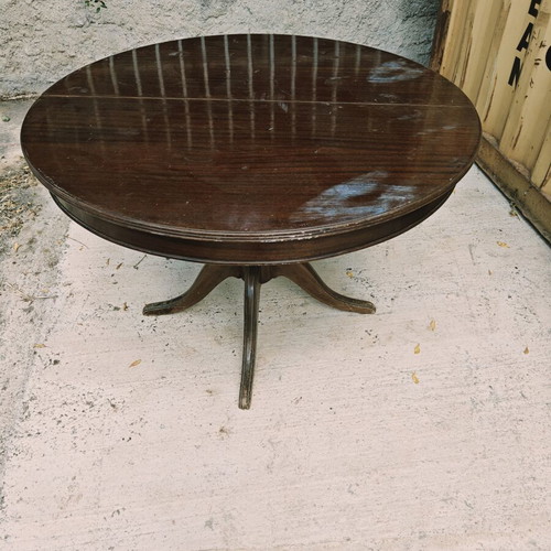 Rotonda dining table used, good condition